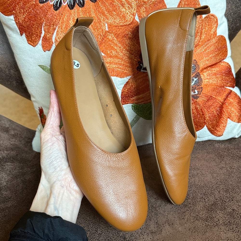 EVERLANE DAY GLOVE FLATS LEATHER MADE IN ITALY NWOB 8.5m